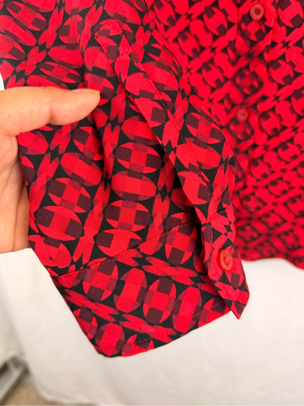 Dana Buchman Red Geometric Button-Down Blouse - Picture 5 of 10